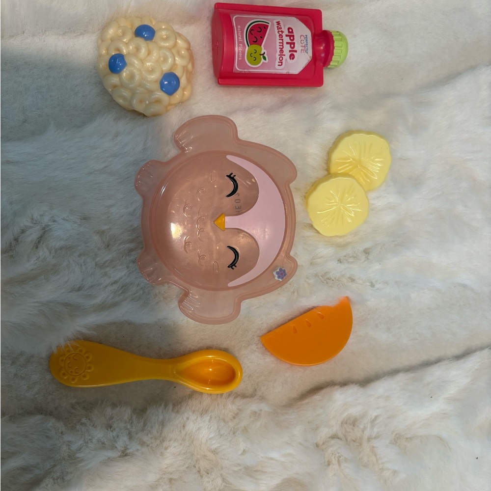 Cute Owl-Shaped Pink Snack Container